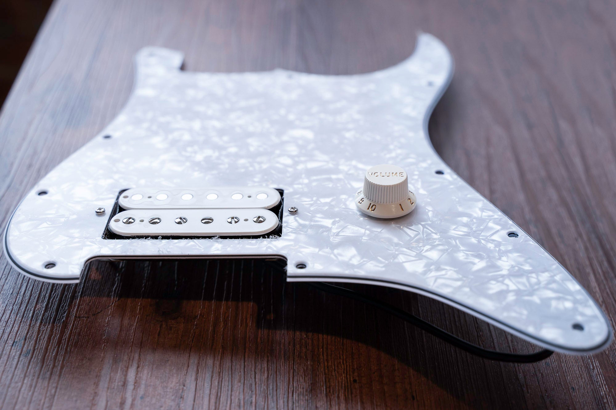 Custom Shop: HSS Loaded Pickguard für Strat®